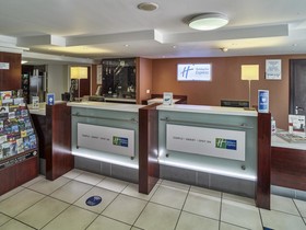 Holiday Inn Express Glenrothes