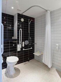 Holiday Inn Express Glenrothes