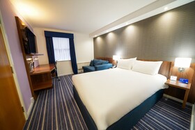 Holiday Inn Express Glenrothes