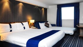 Holiday Inn Express Glenrothes