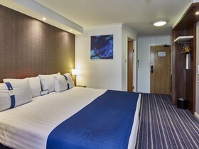 Holiday Inn Express Glenrothes
