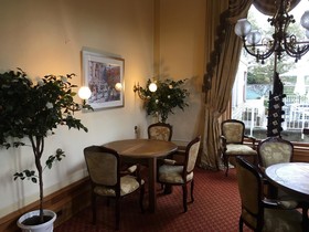 Mansfield House