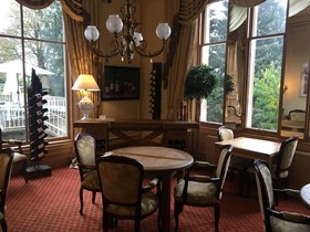 Mansfield House