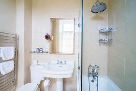 SCHLOSS Roxburghe Hotel