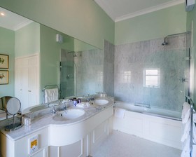 SCHLOSS Roxburghe Hotel