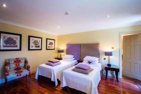 SCHLOSS Roxburghe Hotel