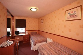 Livingston Lodge Hotel