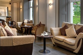 Dryfesdale Hotel, BW Signature Collection