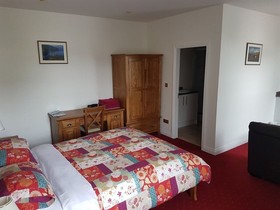 Balmoral Hotel