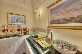 Muthu Alexandra Hotel