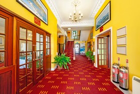 Muthu Alexandra Hotel