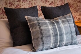 McKays Hotel, Bar & Restaurant