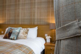 McKays Hotel, Bar & Restaurant