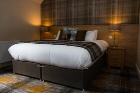 McKays Hotel, Bar & Restaurant