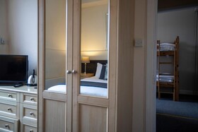 McKays Hotel, Bar & Restaurant