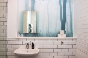 McKays Hotel, Bar & Restaurant