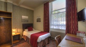 Ardencaple Hotel