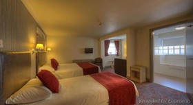 Ardencaple Hotel