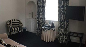 The Original Rosslyn Hotel