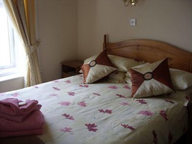 Commodore Guest House