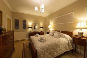 Eden Mansion Hotel