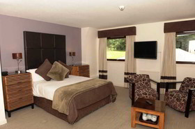 Stirling Court Hotel
