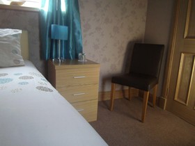 Lakeview Guest House