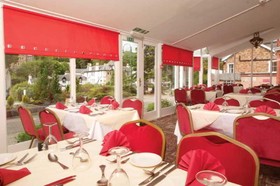 OYO Mackay's Spa Lodge Hotel