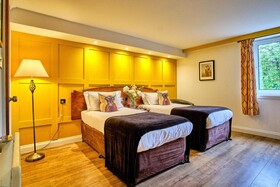 Muthu Ben Doran Hotel