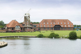 Premier Inn Milton Keynes South