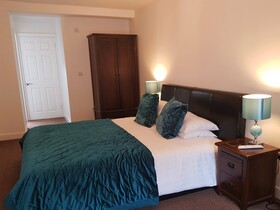 Stonehenge Courtyard