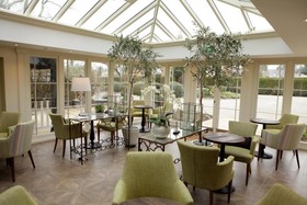 Wroxton House Hotel