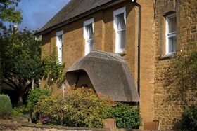 Wroxton House Hotel