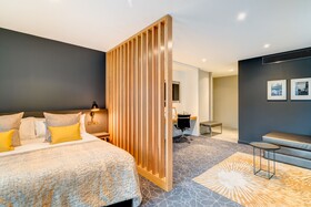 Apex City of Bath Hotel