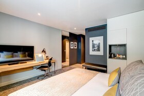 Apex City of Bath Hotel