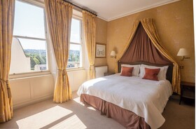 Dukes Hotel