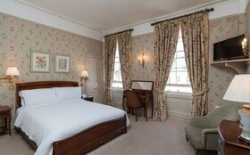 Dukes Hotel
