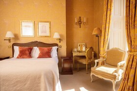Dukes Hotel