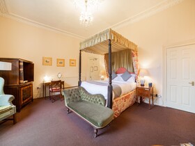 OYO Bailbrook Lodge, Bath