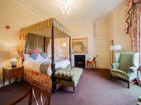 OYO Bailbrook Lodge, Bath