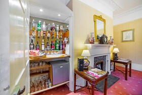 OYO Bailbrook Lodge, Bath