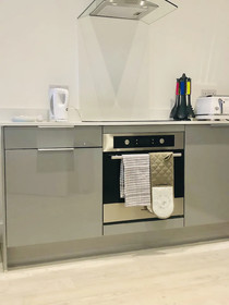 Snapos Luxury Serviced Apartments Meridian House Bedford