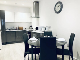 Snapos Luxury Serviced Apartments Meridian House Bedford