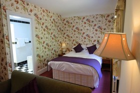 Woodlands Manor
