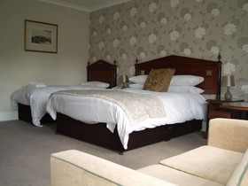 Woodlands Manor