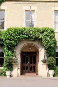 Woodlands Manor