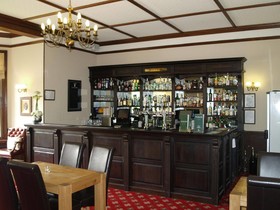 Woodlands Manor