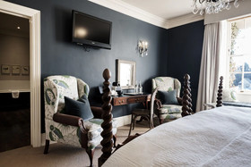 The Swan Hotel