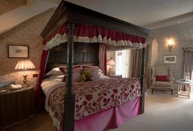 The Swan Hotel