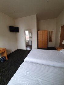 Brooklands Lodge
